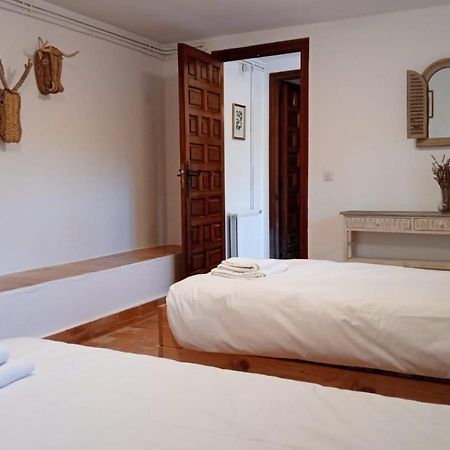 Villa Gran Chalet Con Piscina Y Apartamento En Navacerrada Extérieur photo